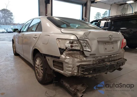 2008 Toyota Camry Le V6 z USA, uszkodzony, nr VIN 4T1BK46K28U060235